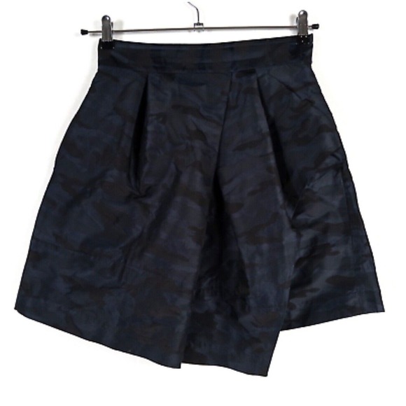 NWT Banana Republic Skirt Women Size 10 Navy Blue Camo Pleated Asymmetrical NEW - Picture 2 of 14